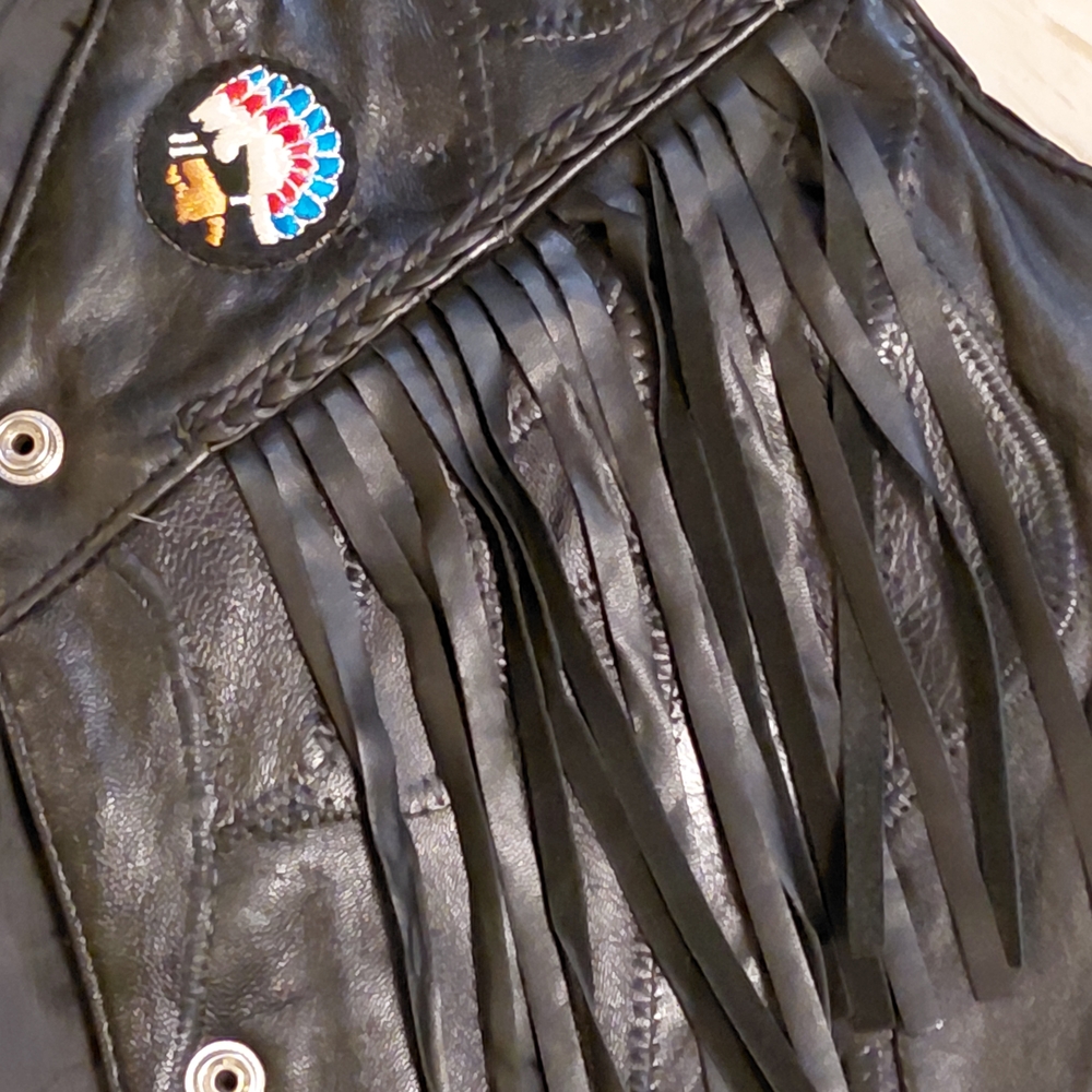 Vintage Never Worn Genuine Leather Black Fringe Vest. XL But runs Small NWOT - Picture 4 of 11